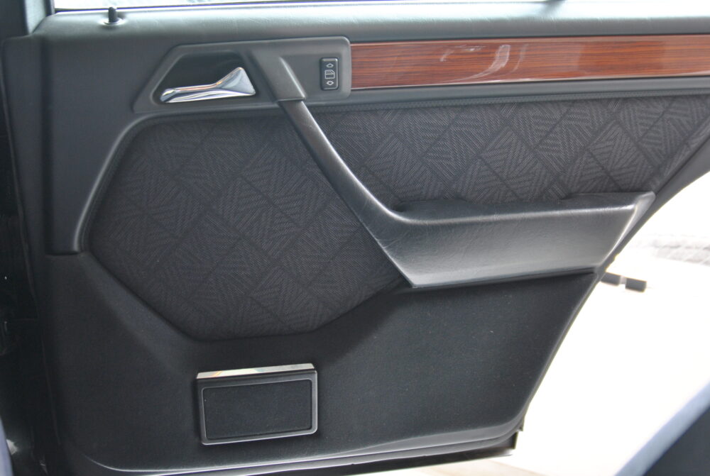 M.BENZ E-class
