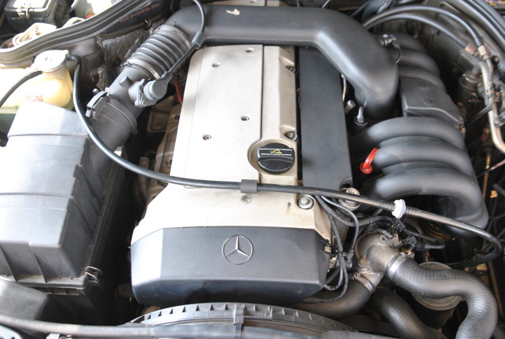 M.BENZ E-class